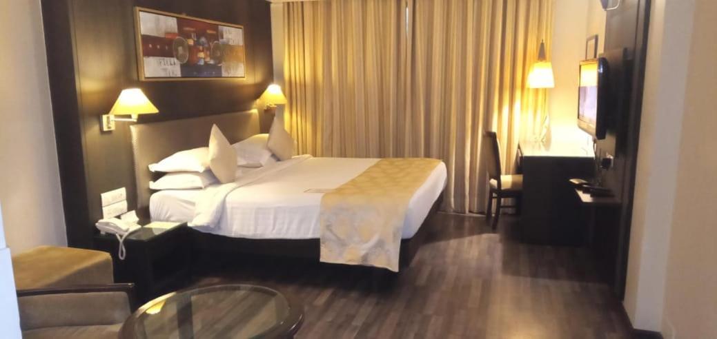 The President-A Boutique Hotel Ahmedabad Extérieur photo