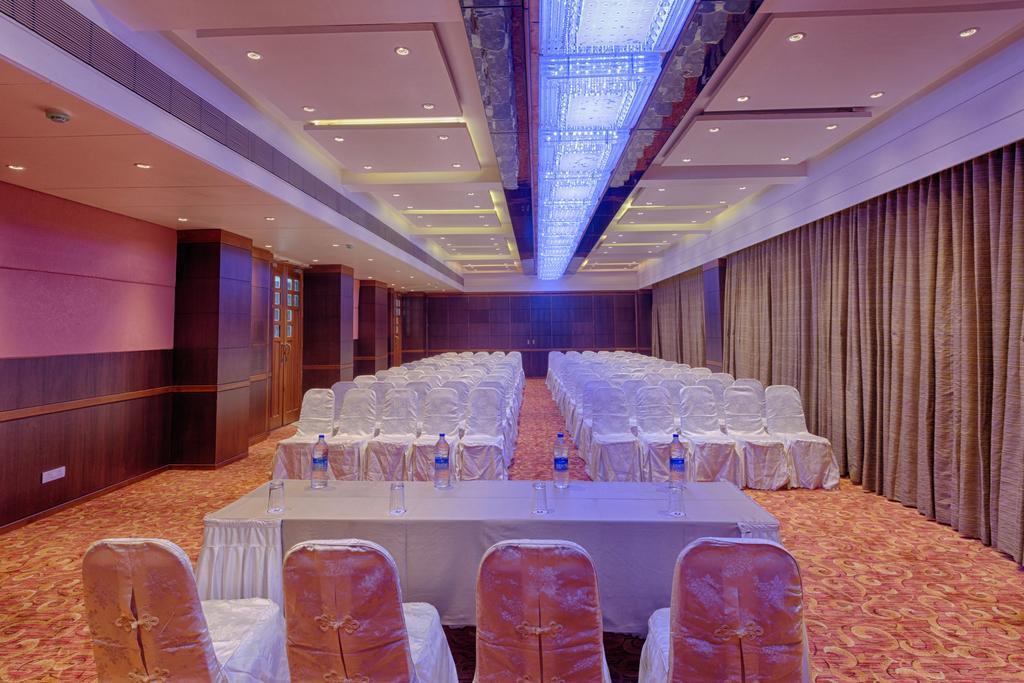 The President-A Boutique Hotel Ahmedabad Extérieur photo