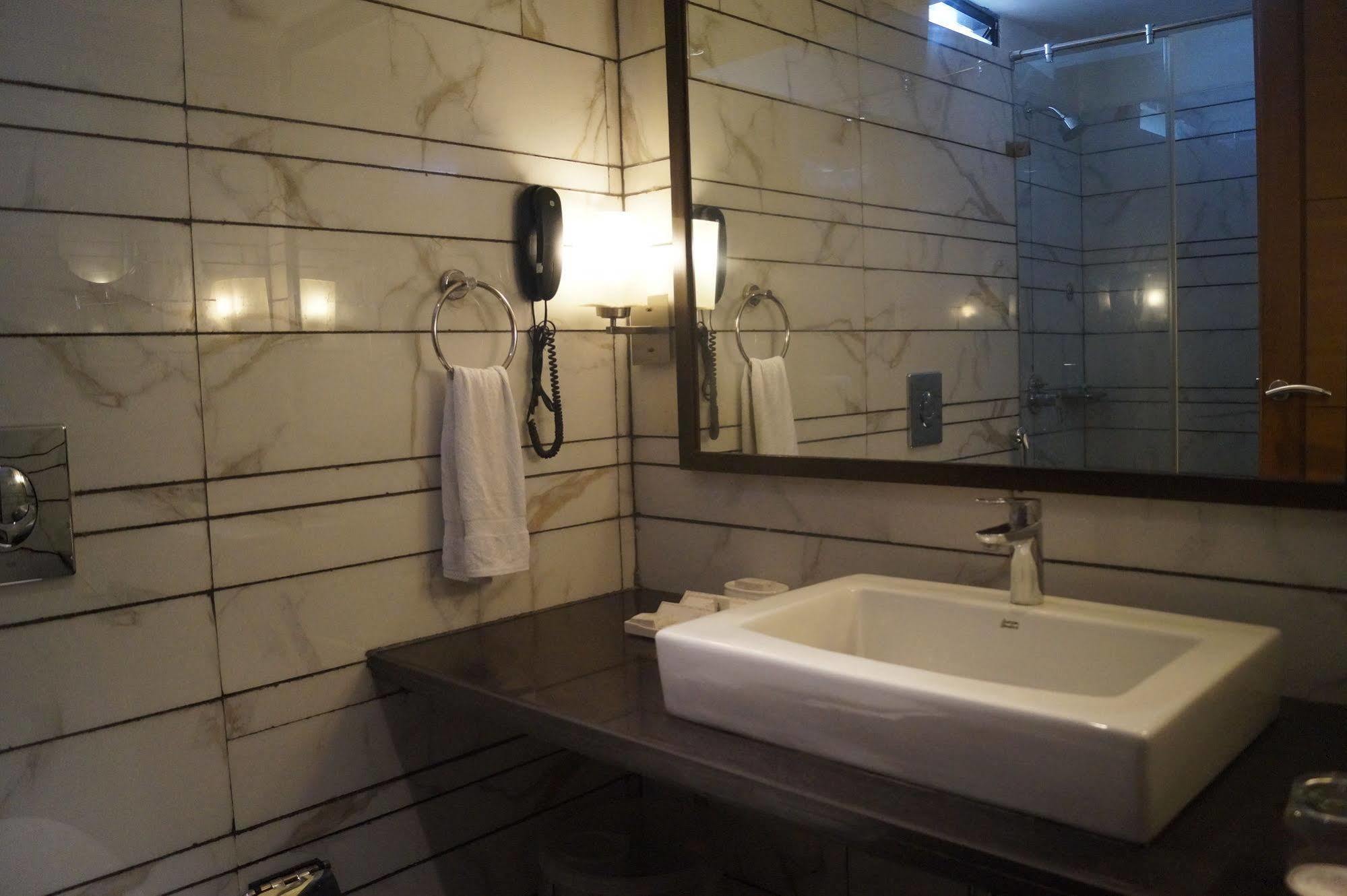 The President-A Boutique Hotel Ahmedabad Extérieur photo