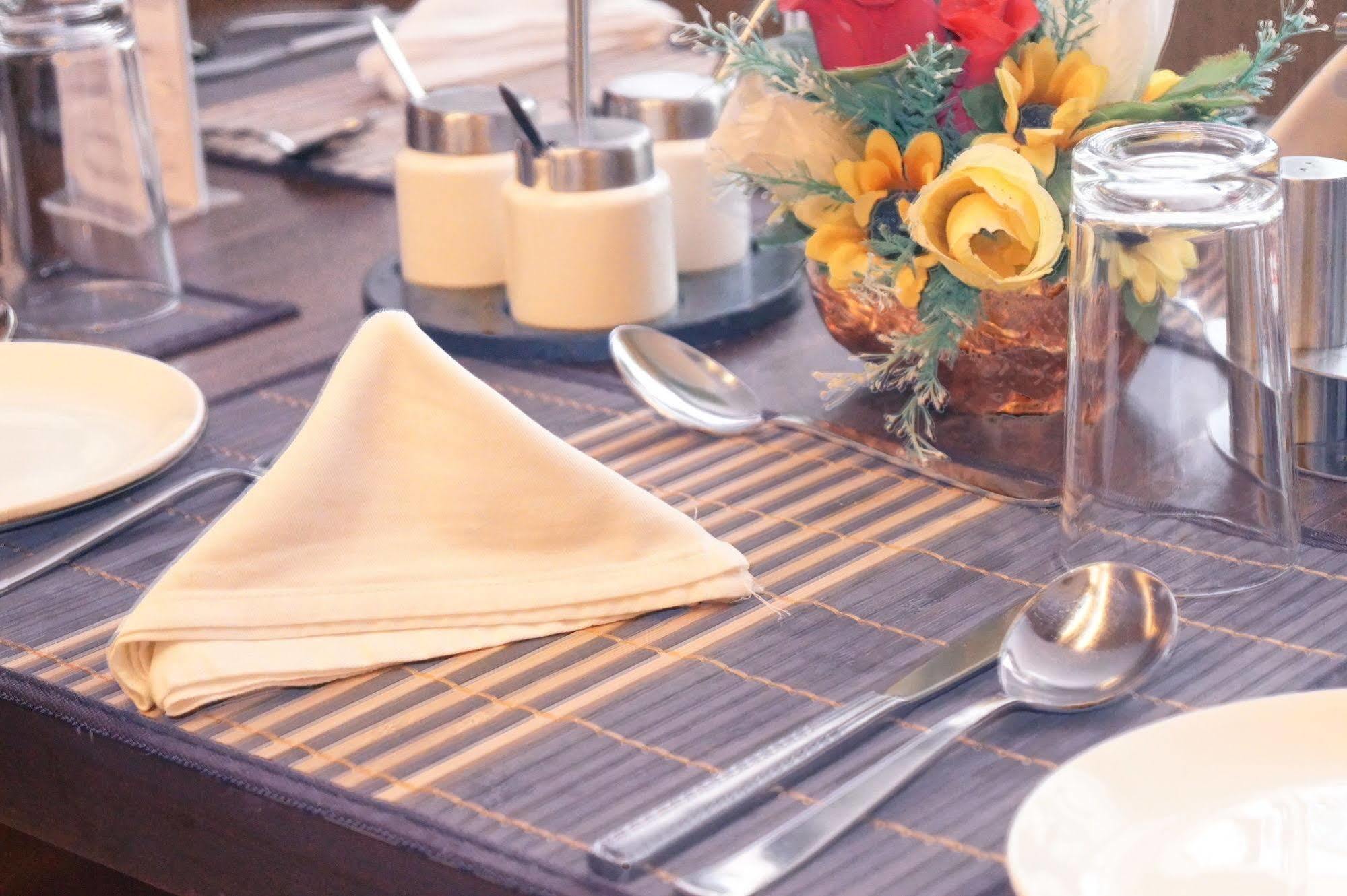 The President-A Boutique Hotel Ahmedabad Extérieur photo